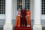 Den Haag 22 februari 2022
De nederlandse medaille winnaars zijn te gast bij Koning Willem Alexander en Koningin Maxima op paleis Noordeinde. Aanwezig oa Irene Schouten Suzanne Schulting Ireen Wust Thomas Krol Antoinette de Jong Marijke Groenewoud Selma Poutsma Yara v kerkhof Xandra Velzeboer Kimberley Bos Patrick Roest en Kjeld Nuis