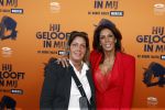 Apeldoorn 27 februari 2022
Premiere Hij gelooft in mij .
Rachel Hazes met haar zus Els Hofland