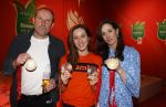 Schiphol 21 februari 2022
De olympische sporters en medaille winnaars komen terug uit Peking en worden gehuldigd in het Hilton Hotel. Suzanne Schulting met ouders