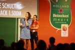 Schiphol 21 februari 2022
De olympische sporters en medaille winnaars komen terug uit Peking en worden gehuldigd in het Hilton Hotel. Suzanne Schulting met moeder