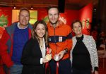 Schiphol 21 februari 2022
De olympische sporters en medaille winnaars komen terug uit Peking en worden gehuldigd in het Hilton Hotel. Thomas Krol met vriendin en familie