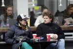 Amsterdam 8 maart 2023
Soy Kroon en Tina de Bruin op terras in Amsterdam zuid