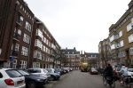 Amsterdam 8 maart 2023
Thierry Baudet zijn nieuwe huis wordt inmiddels met meerdere camera's in de straat beveiligd.