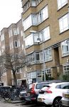 Amsterdam 8 maart 2023
Thierry Baudet zijn nieuwe huis wordt inmiddels met meerdere camera's in de straat beveiligd.