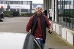 Wilnis 16 februari 2023
Andre Hazes krijgt de sleutel van zijn nieuwe huis nadat hij bij de Notaris is geweest.
Zij PAen neef Djarno waren er ook bij .