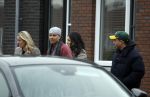 Wilnis 16 februari 2023
Andre Hazes krijgt de sleutel van zijn nieuwe huis nadat hij bij de Notaris is geweest.
Zij PAen neef Djarno waren er ook bij .
