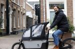 Amsterdam 21 februari 2023
Arie Boomsma op zijn bakfiets onderweg naar Vondelgym.