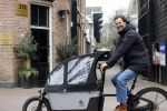 Amsterdam 21 februari 2023
Arie Boomsma op zijn bakfiets onderweg naar Vondelgym.