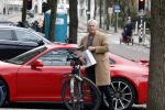Amsterdam 4 maart 2023
Bram Moszkowicz doet boodschappen in Amsterdam zuid