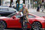 Amsterdam 4 maart 2023
Bram Moszkowicz doet boodschappen in Amsterdam zuid