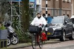 Amsterdam, 13 maart 2023
Chazia Mourali op de fiets in Amsterdam