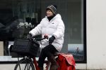 Amsterdam, 13 maart 2023
Chazia Mourali op de fiets in Amsterdam
