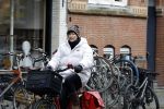 Amsterdam, 13 maart 2023
Chazia Mourali op de fiets in Amsterdam