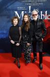 Amsterdam 5 maart 2023
Premiere les Miserables in Carre.
Henriette Tol met haar partner Rob Snoek en dochter Louise