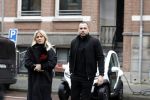Amsterdam 21 februari 2023
Johnny Heitinga en zijn vrouw Charlotte Sophie in hun nieuwe Eli Zero stads wagentje.
