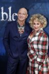 Amsterdam 5 maart 2023
Premiere les Miserables in Carre.
Karin Bloemen met haar man