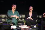 Leusden 6 maart 2023
Uitreiking Edisons in het AFAS theater .
Maan en haar vriend Goldband-zanger Karel Gerlach op de edisons. Goldband is de grote winnaar met m,eerdere edisons