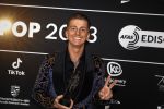 Leusden 6 maart 2023
Uitreiking Edisons in het AFAS theater .
Mart Hoogkamer kwam met zijn vriendin . Mart won een edison voor beste Nederlandse song