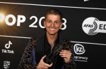 Leusden 6 maart 2023
Uitreiking Edisons in het AFAS theater .
Mart Hoogkamer kwam met zijn vriendin . Mart won een edison voor beste Nederlandse song