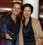 Leusden 6 maart 2023
Uitreiking Edisons in het AFAS theater .
Mart Hoogkamer kwam met zijn vriendin . Mart won een edison voor beste Nederlandse song.
Mart met staatssecretaris Gunay Uslu