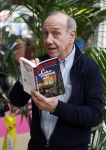 Amsterdam 22 februari 2023
Peter Romer signeert zijn nieuwste Baantjer boek op de huishoudbeurs.