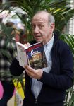 Amsterdam 22 februari 2023
Peter Romer signeert zijn nieuwste Baantjer boek op de huishoudbeurs.