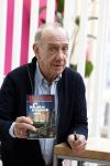 Amsterdam 22 februari 2023
Peter Romer signeert zijn nieuwste Baantjer boek op de huishoudbeurs.