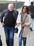 Arnhem 15 februari 2023
Rechtszaak Rachel Hazes tegen Marieke v Beek . Rachel kwam samen met Gacqueline Laats en Joop Kruis . Royce de Vries is haar advocaat . De zaak was in de rechtbank van Arnhem.