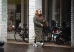 Vinkeveen Abcoude 16 februari 2023
Roxeanne Hazes en haar man Erik Zwennes gaan vanaf hun huis naar Abcoude waar Roxeanne boodschappen doet bij de HEMA