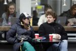 Amsterdam 8 maart 2023
Soy Kroon en Tina de Bruin op terras in Amsterdam zuid