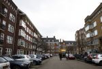 Amsterdam 8 maart 2023
Thierry Baudet zijn nieuwe huis wordt inmiddels met meerdere camera's in de straat beveiligd.