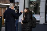 Amsterdam 2 maart 2023
Tom Egbers spreekt een random vrouw aan op straat in Amsterdam zuid.