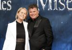 Amsterdam 5 maart 2023
Premiere les Miserables in Carre.
Wolter Kroes en zij nvrouw Tessa en zoons kwam naar hun zus/dochter Pamela Kroes kijken