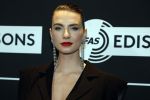 Leusden 6 maart 2023
Uitreiking Edisons in het AFAS theater .
Maan en haar vriend Goldband-zanger Karel Gerlach op de edisons. Goldband is de grote winnaar met m,eerdere edisons