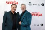Amsterdam 21 januari 2024
Premiere Jesus Christ Superstar in het DeLaMar theater. Albert Verlinde met partner Onno Hoes