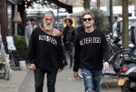 Amsterdam 20 januari 2024
Bas Smit en Zeus met Alter Ego truien op de cornelis schuytstraat