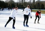 Amsterdam 27 februari 2024
Presentatie van de Hollandse 100 op de Jaap Eden Baan.
oa aanwezig Prins Bernhard Prinses Annette Simon Keizer Marianne Timmer Benjamin Aslan en Nino Wilkes.