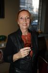 Breukelen 12 februari 2024
Ria Valk viert haar 65 jarig artiesten jubileum en krijgt een koninklijk onderscheiding van de burgemeester van de Ronde Venen. Carry Tefsen