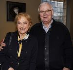 Breukelen 12 februari 2024
Ria Valk viert haar 65 jarig artiesten jubileum en krijgt een koninklijk onderscheiding van de burgemeester van de Ronde Venen. Conny Vink kwam met haar man