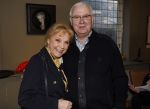 Breukelen 12 februari 2024
Ria Valk viert haar 65 jarig artiesten jubileum en krijgt een koninklijk onderscheiding van de burgemeester van de Ronde Venen. Conny Vink kwam met haar man