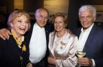 Breukelen 12 februari 2024
Ria Valk viert haar 65 jarig artiesten jubileum en krijgt een koninklijk onderscheiding van de burgemeester van de Ronde Venen. Conny Vink Peter Koelewijn Ria Valk en Ben Cramer