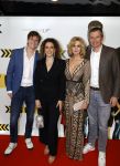 Amsterdam 29 januari 2024
Premiere Scotoe in Tuschinski met oa in de cast Sinan Eroglu Mohammed Chara Rose Bertram Said Boumazoughe Melisa Asli Pamuk Ferdi Stofmeel Daphne Deckers Emma Deckers en Oscar Aerts. Daphne Deckers Richard Krajicek Emma Deckers en Alec Deckers met vriendin.