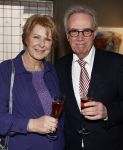 Breukelen 12 februari 2024
Ria Valk viert haar 65 jarig artiesten jubileum en krijgt een koninklijk onderscheiding van de burgemeester van de Ronde Venen. Edvard Niessing met partner