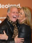 Amsterdam, 18 Februari 2024
Premiere Documentaire Patty Brard voor Videoland
Emile Hartkamp met vrouw