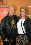 Amsterdam, 18 Februari 2024
Premiere Documentaire Patty Brard voor Videoland
Emile Hartkamp met vrouw