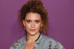 Den Bosch 27 januari 2024
Premiere verliefd op ibiza in de Brabant Hallen. Emma Deckers kwam met een goede vriendin