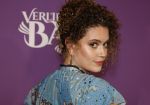 Den Bosch 27 januari 2024
Premiere verliefd op ibiza in de Brabant Hallen. Emma Deckers kwam met een goede vriendin