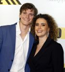 Amsterdam 29 januari 2024
Premiere Scotoe in Tuschinski met oa in de cast Sinan Eroglu Mohammed Chara Rose Bertram Said Boumazoughe Melisa Asli Pamuk Ferdi Stofmeel Daphne Deckers Emma Deckers en Oscar Aerts. Emma Deckers en Alec Deckers