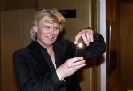 Amstelveen 29 januari 2024
Premiere Kraaij en Kroon van Soy Kroon en Johnny Kraaijkamp in schouwburg in Amstelveen. Hans Klok