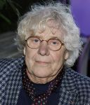 Breukelen 12 februari 2024
Ria Valk viert haar 65 jarig artiesten jubileum en krijgt een koninklijk onderscheiding van de burgemeester van de Ronde Venen. Hans Wennekes